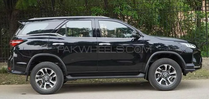 Toyota Fortuner 2022 for Sale in Faisalabad Image-1