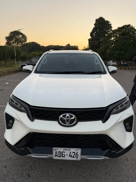 Toyota Fortuner 2021 for Sale in Islamabad Image-1