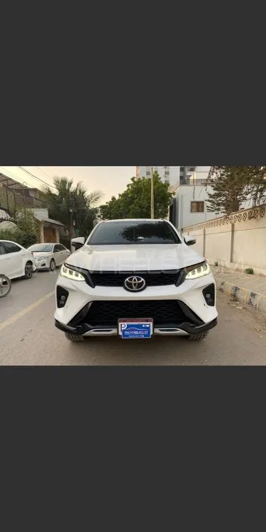 Toyota Fortuner 2023 for Sale in Karachi Image-1