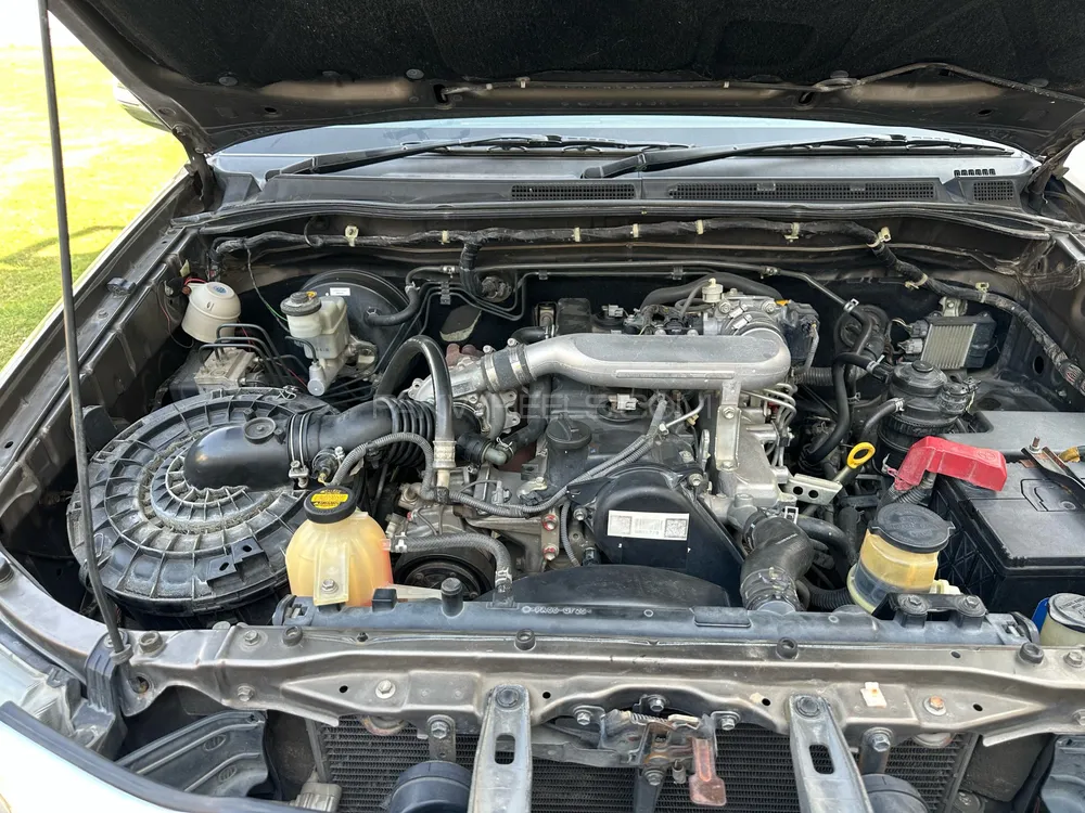 ٹویوٹا ہائیلکس 2016 for Sale in لاہور Image-1