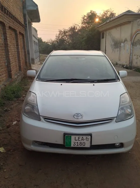 Toyota Prius 2007 for Sale in Peshawar Image-1