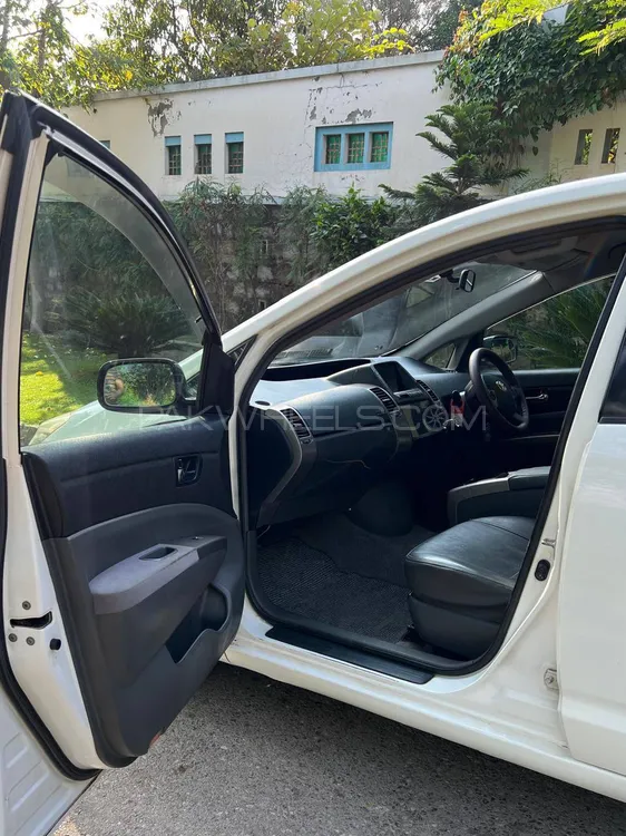 Toyota Prius 2007 for Sale in Islamabad Image-1