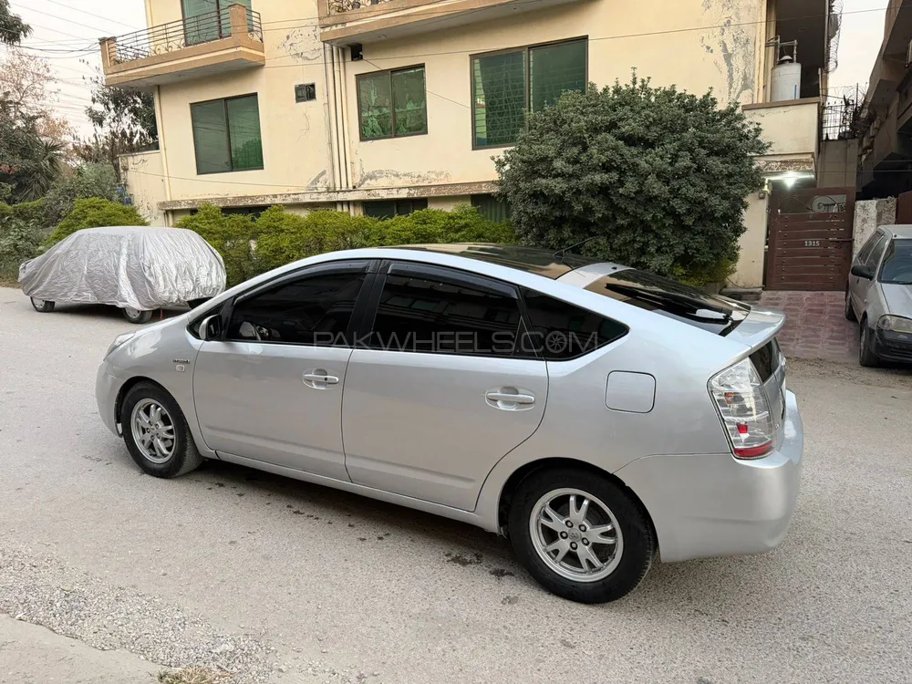 Toyota Prius 2007 for Sale in Mandi bahauddin Image-1