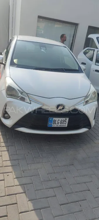 Toyota Vitz 2017 for Sale in Islamabad Image-1
