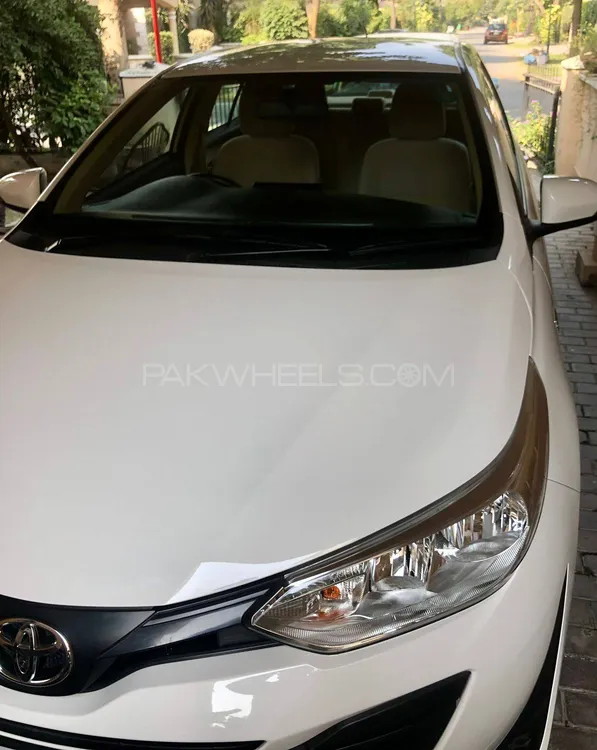 Toyota Yaris Sedan 2020 for Sale in Lahore Image-1