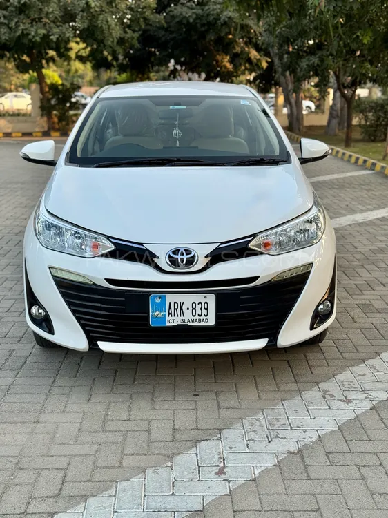 Toyota Yaris Sedan 2020 for Sale in Lahore Image-1