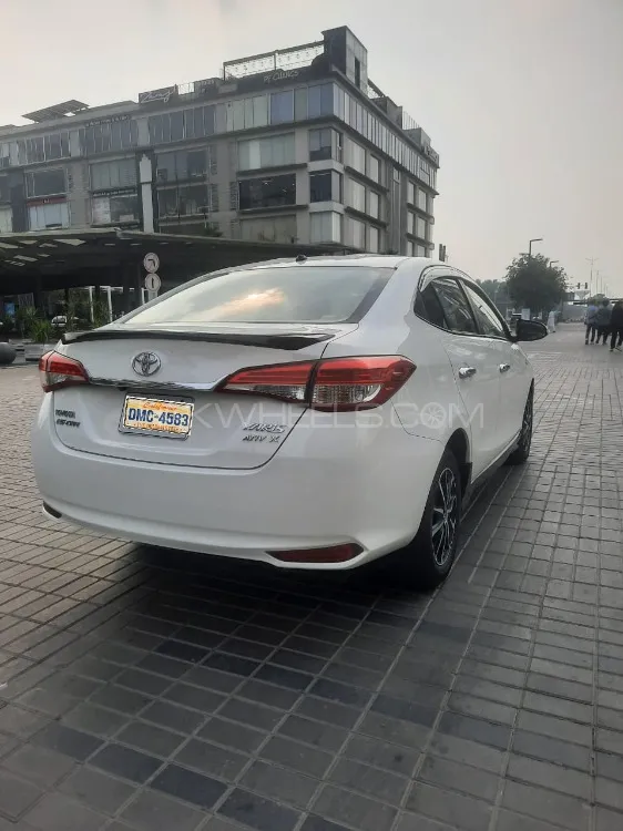 Toyota Yaris Sedan 2021 for Sale in Lahore Image-1