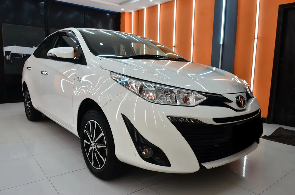 Toyota Yaris Sedan 2021 for Sale in Islamabad Image-1