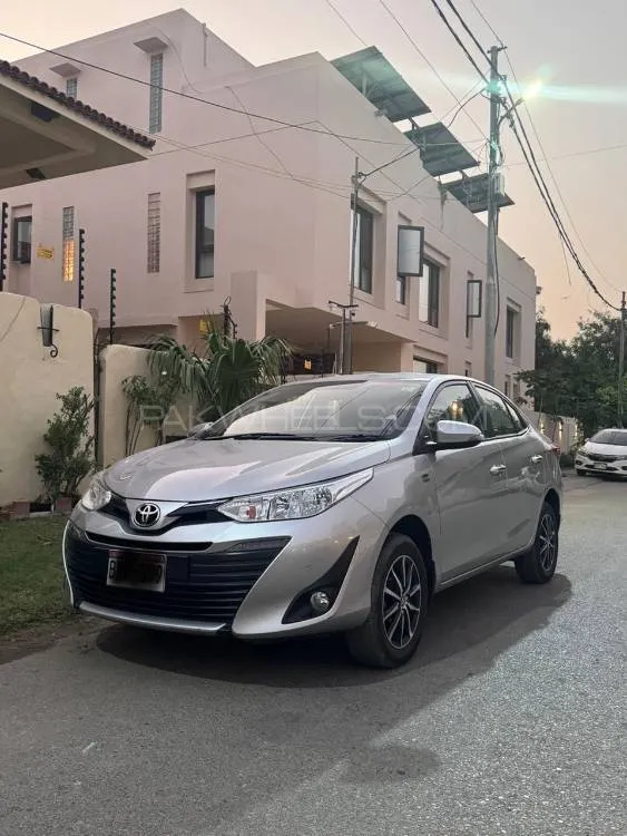 Toyota Yaris Sedan 2022 for Sale in Karachi Image-1