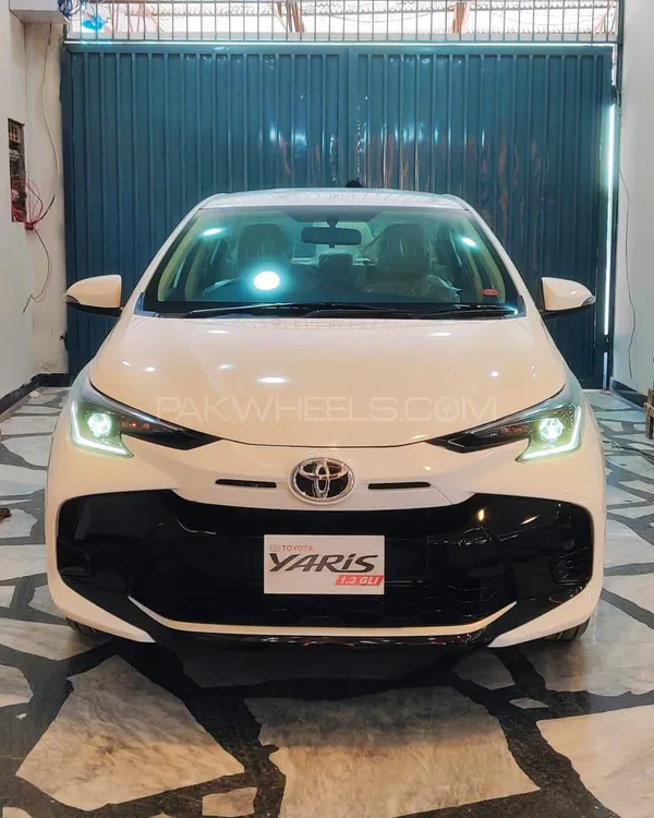 ٹویوٹا یارس سیڈان 2025 for Sale in ایبٹ آباد Image-1