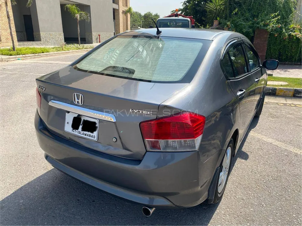 Honda City 2011 for Sale in Peshawar Image-1
