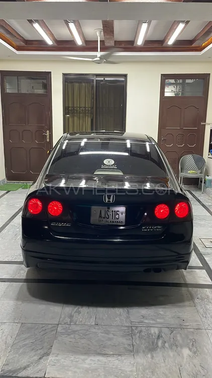 Honda Civic 2011 for Sale in Islamabad Image-1