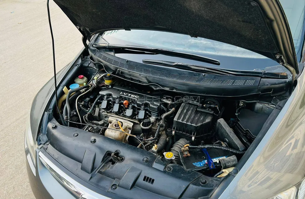 Honda Civic 2010 for Sale in Karachi Image-1