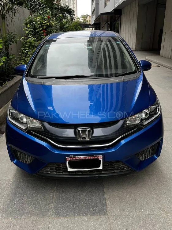 Honda Fit 2016 for Sale in Karachi Image-1