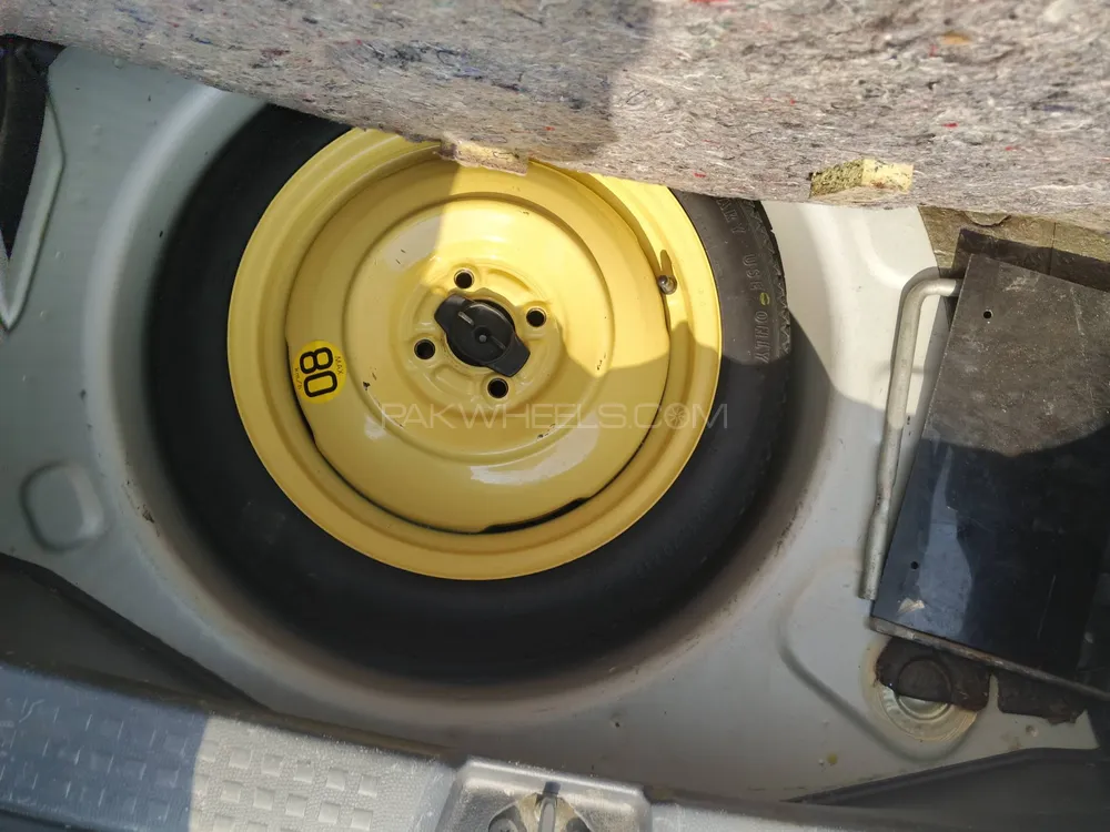 Suzuki Swift 2010 for Sale in Lahore Image-1