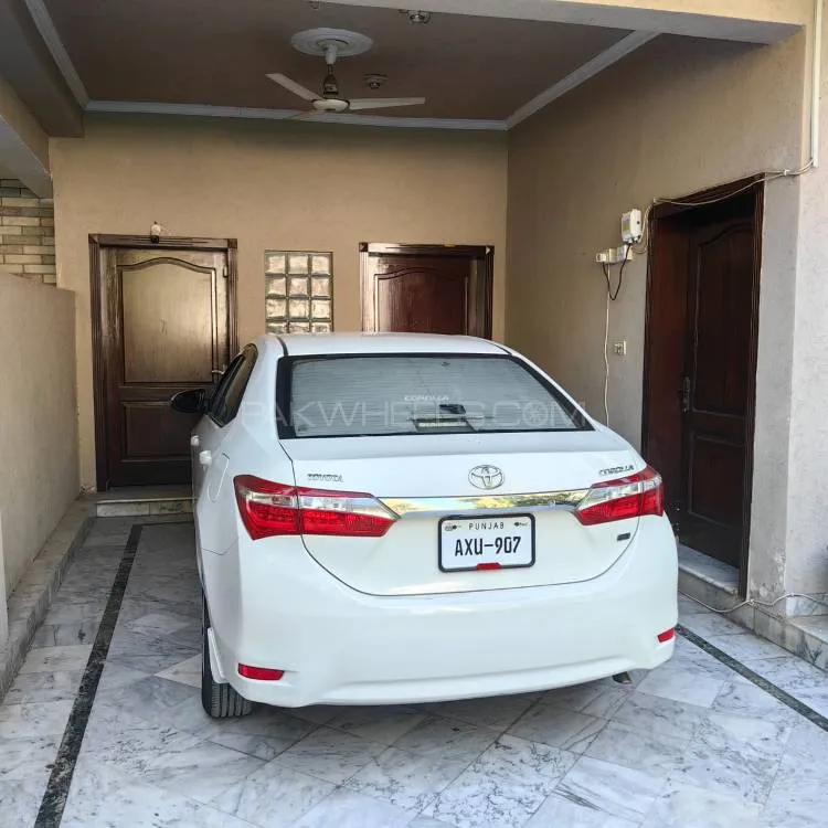 Toyota Corolla 2013 for Sale in Islamabad Image-1