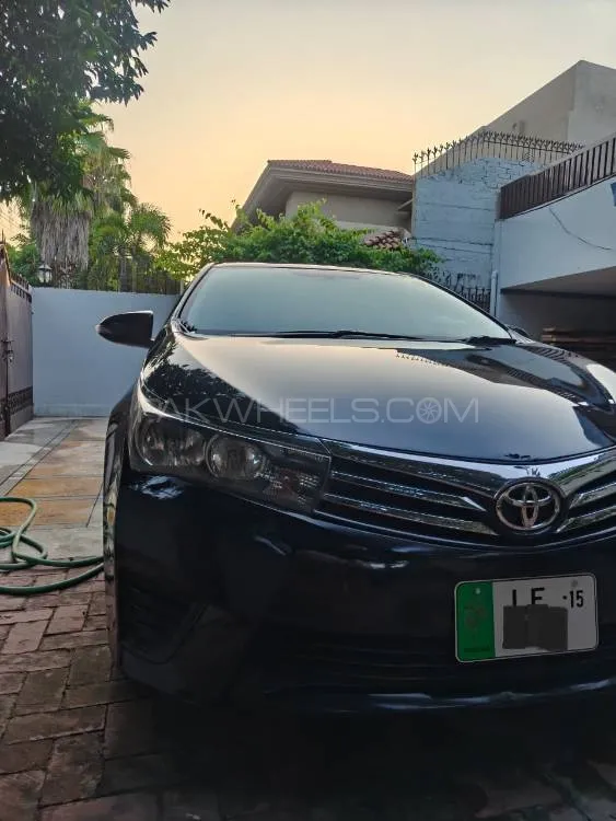 Toyota Corolla 2015 for Sale in Lahore Image-1