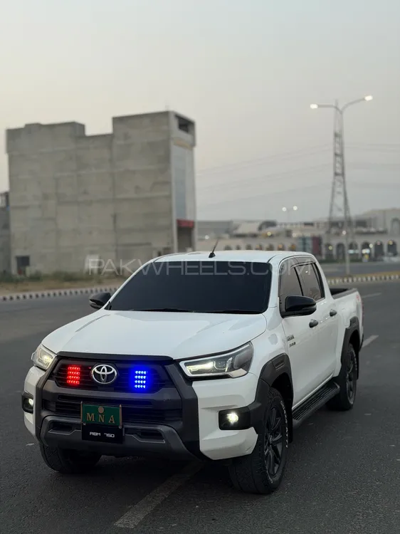 Toyota Hilux 2020 for Sale in Lahore Image-1