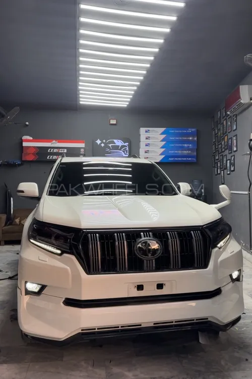 Toyota Prado 2017 for Sale in Lahore Image-1