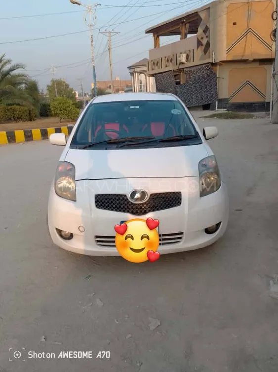 Toyota Vitz 2006 for Sale in Peshawar Image-1