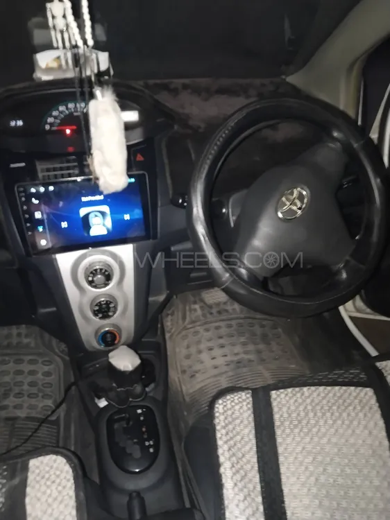 Toyota Vitz 2007 for Sale in Karachi Image-1
