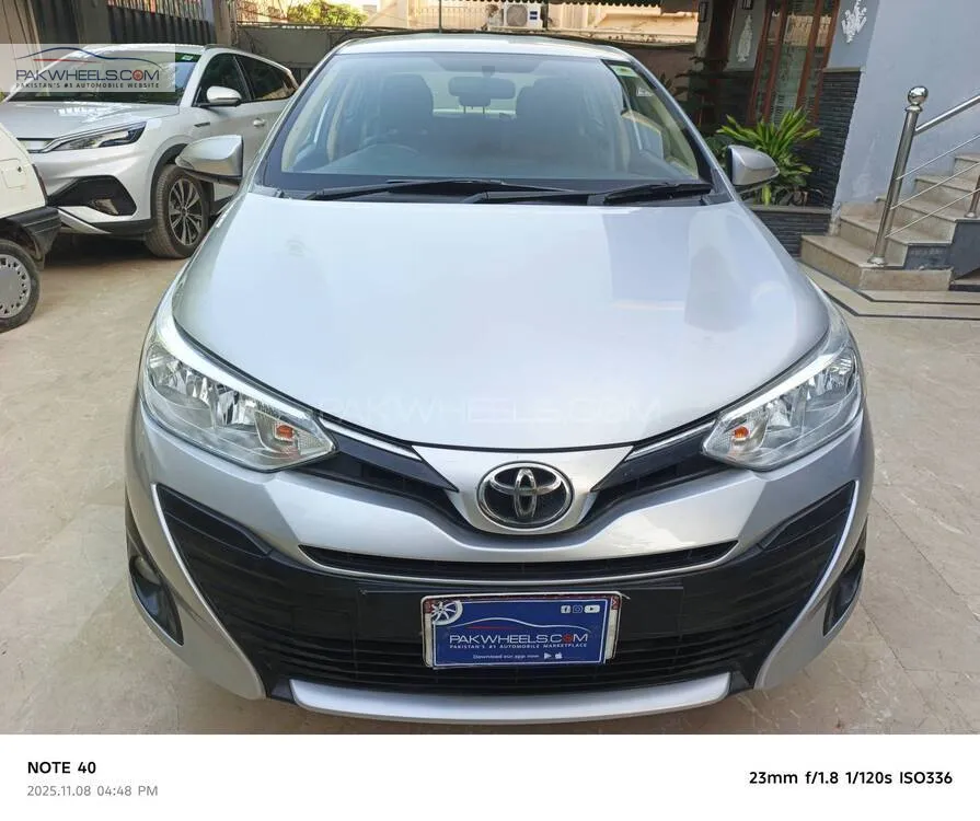 Toyota Yaris Sedan 2021 for Sale in Karachi Image-1
