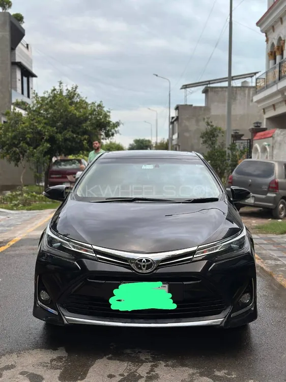 Toyota Corolla 2021 for Sale in Lahore Image-1