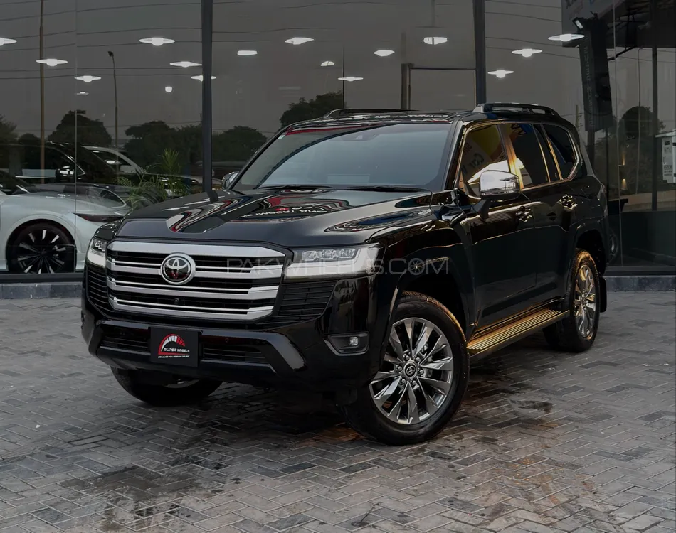 Toyota Land Cruiser 2023 for Sale in Lahore Image-1