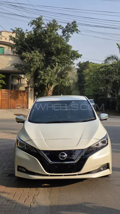 Nissan Leaf 2021 for Sale in Lahore Image-1