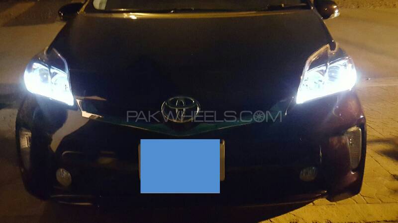 Toyota Prius 2012 for Sale in Islamabad Image-1