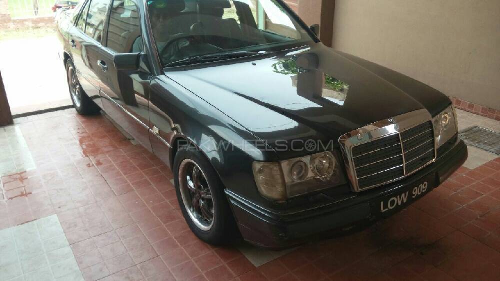 Mercedes Benz 250 D 1992 for Sale in Lahore Image-1