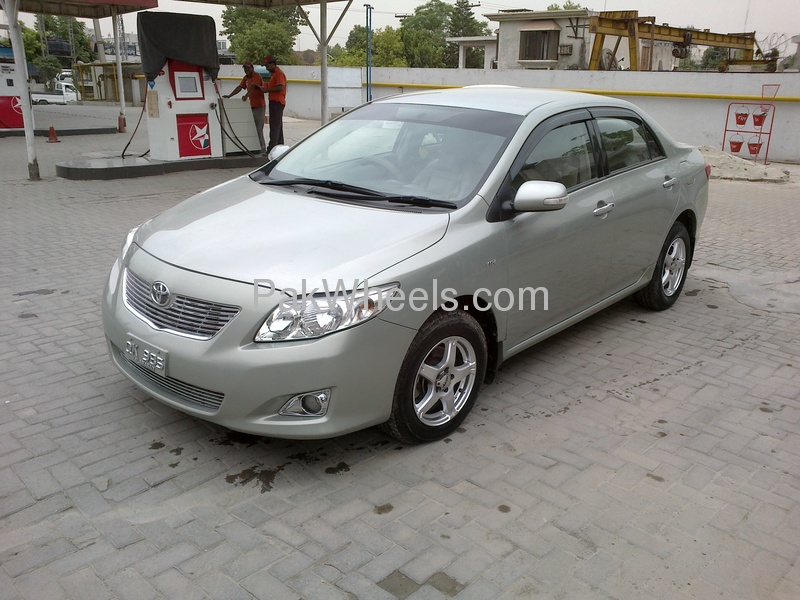 Toyota Corolla 2010 for Sale in Islamabad Image-1