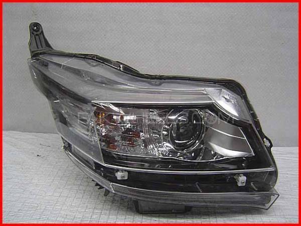 Honda N-Wgn  Custom Right Headlight Image-1