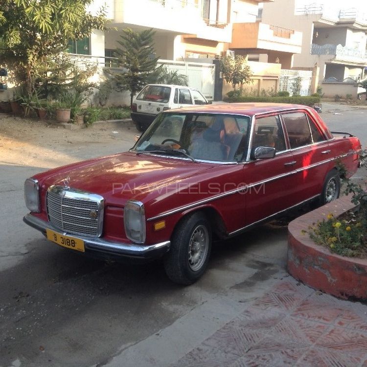 Mercedes Benz E Class 1974 for Sale in Islamabad Image-1