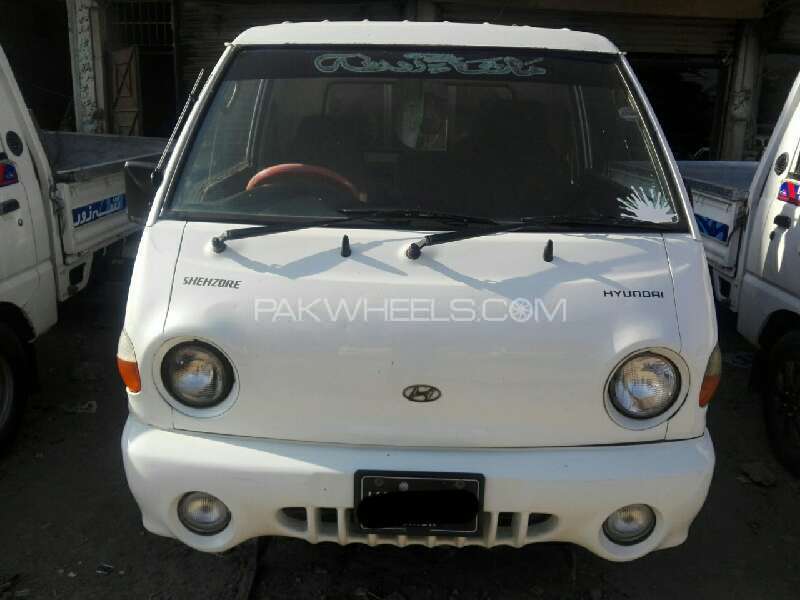 Hyundai Shehzore 2005 for Sale in Karachi Image-1