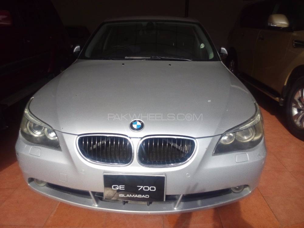 BMW 3 Series 2004 for Sale in Multan Image-1
