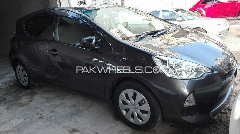 ٹویوٹا ایکوا 2013 for Sale in کراچی Image-1