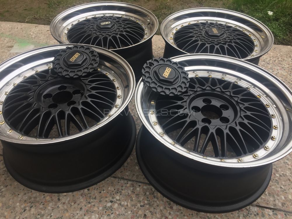 18" Bbs rims staggered Image-1