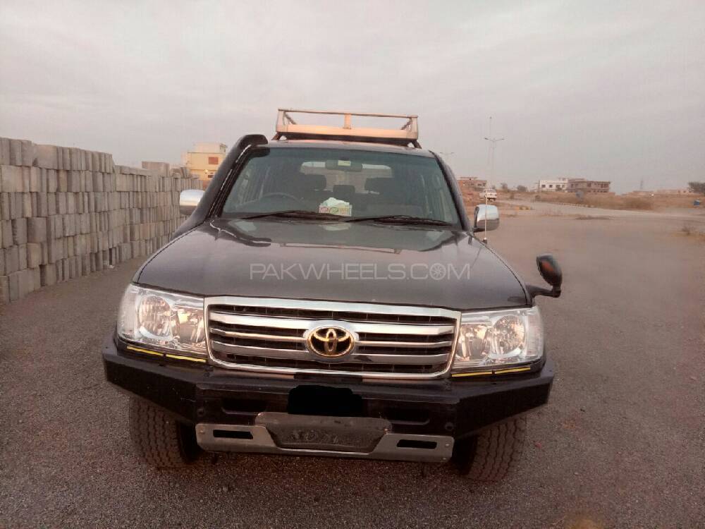 Toyota Land Cruiser 2002 for Sale in Wah cantt Image-1