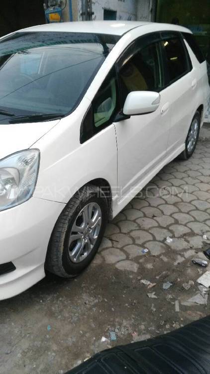 Honda Fit 2012 for Sale in Rawalpindi Image-1
