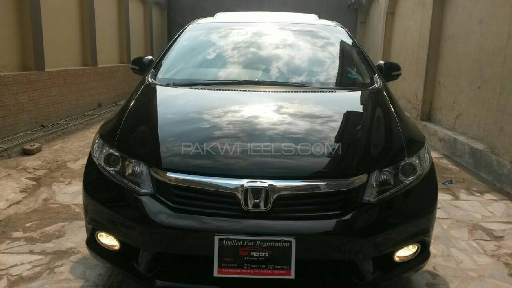 Honda Civic 2014 for Sale in Peshawar Image-1