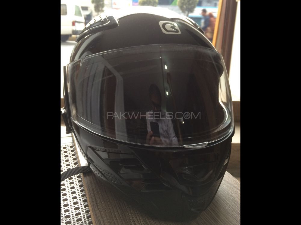 Steelbrid dual visor flip up helmet Image-1