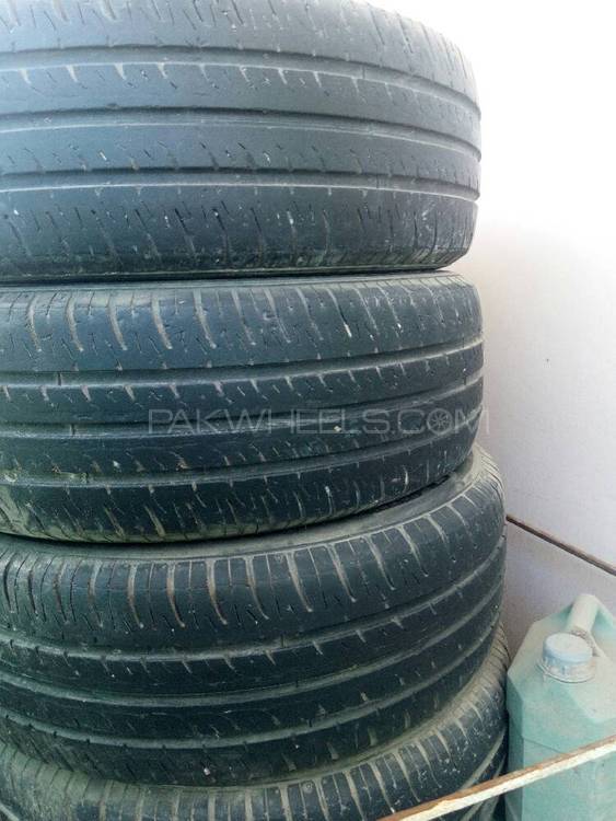 tyres 15" 185/65/15 four tyres available Image-1