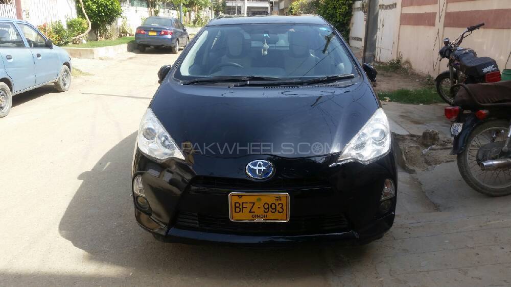 Toyota Aqua 2012 for Sale in Karachi Image-1