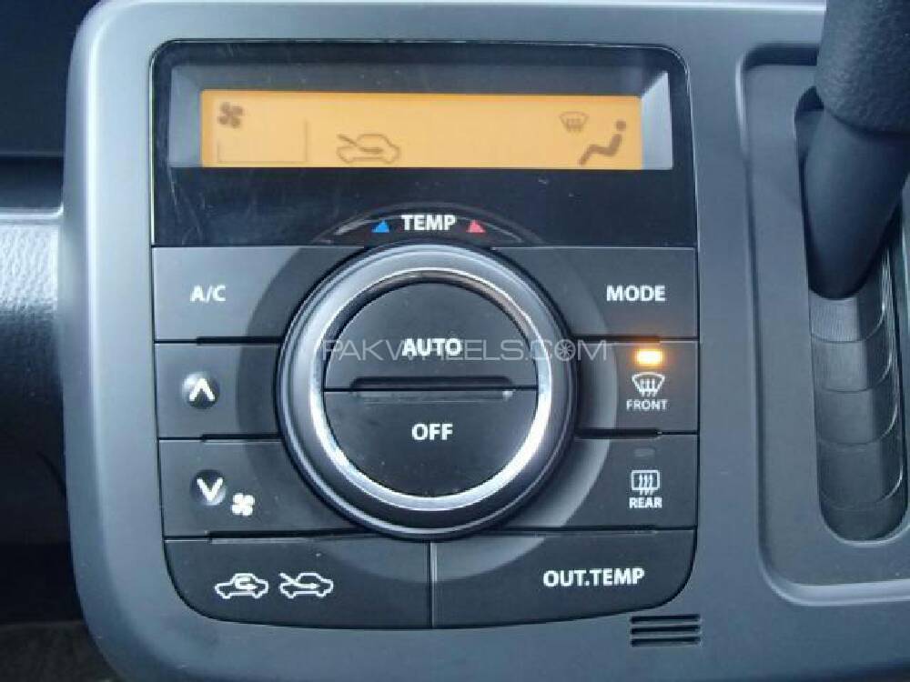 Nissan Moco 2013 for Sale in Lahore Nissan Moco 2013 for Sale in Lahore Image-5