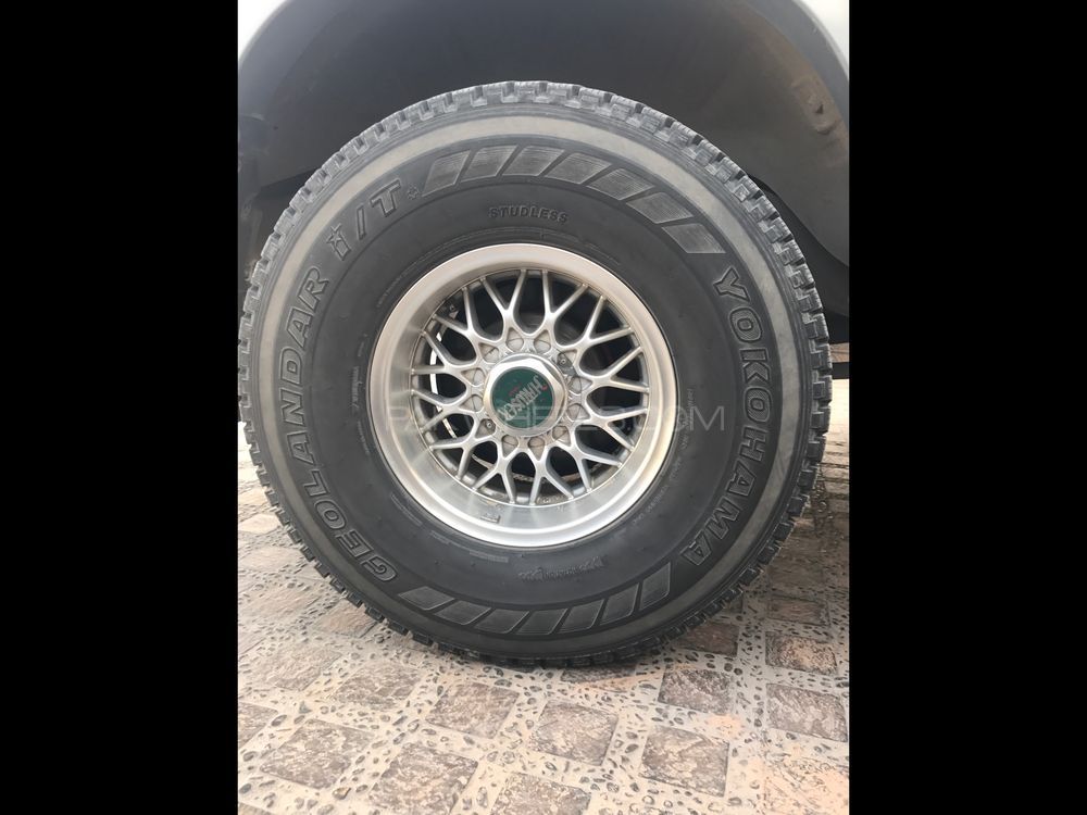 Offroad rims and tyres for land cruiser Image-1