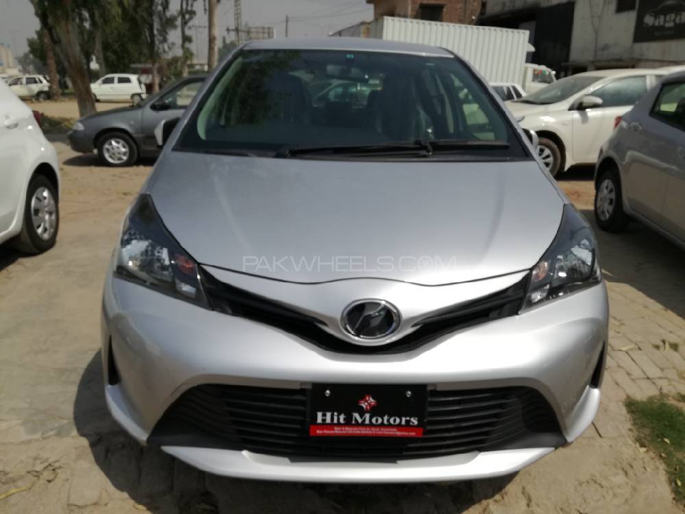 Toyota Vitz 2014 for Sale in Gujranwala Image-1