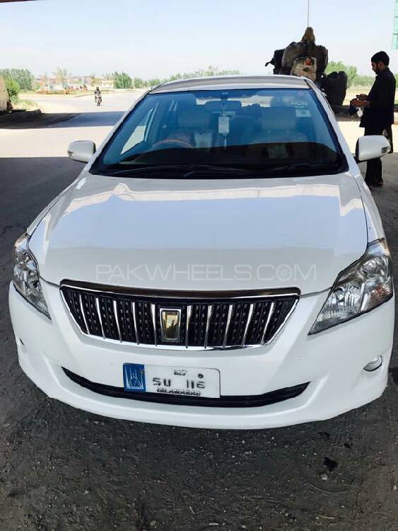 Toyota Premio 2008 for Sale in Peshawar Image-1