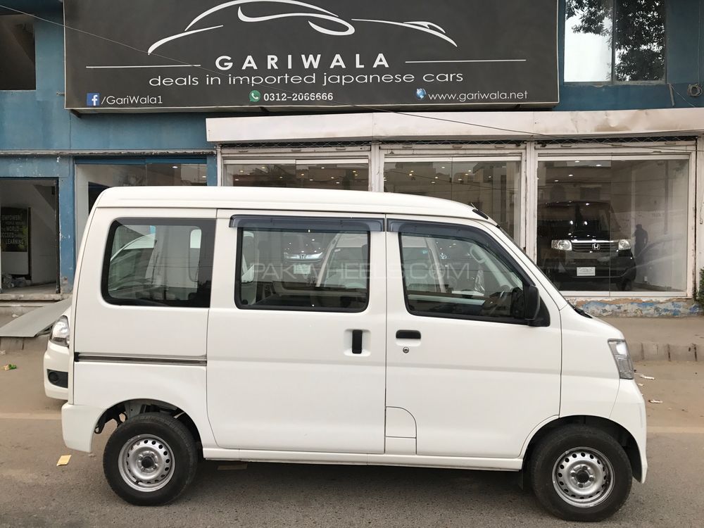 Used Daihatsu Hijet For Sale At Gariwala Karachi Showroom