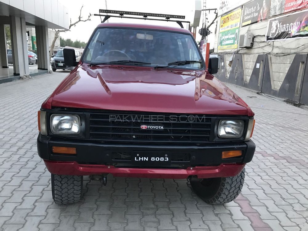 Toyota Hilux 1987 for Sale in Lahore Image-1